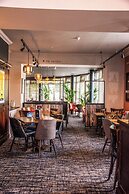 Harper's Steakhouse with Rooms, Haslemere