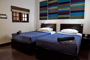 Hangover Hostels at Mirissa