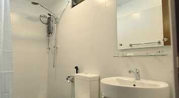 Hangover Hostels at Mirissa