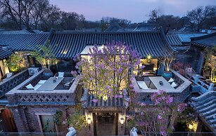 Beijing Le Zai Nan Luo Gu Xiang Wang Fu Jing Forbidden City Courtyard 