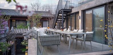 Beijing Le Zai Nan Luo Gu Xiang Wang Fu Jing Forbidden City Courtyard 