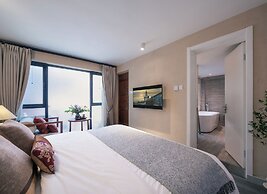 Beijing Le Zai Nan Luo Gu Xiang Wang Fu Jing Forbidden City Courtyard 