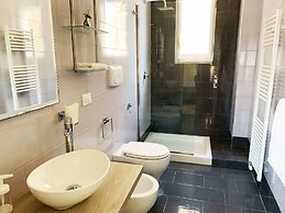 L'Attico di Piazza Mazzini Rooms