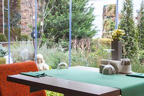 Arwen Premium Residence