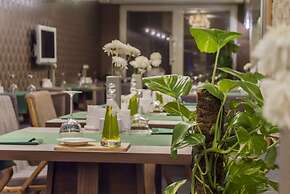 Arwen Premium Residence