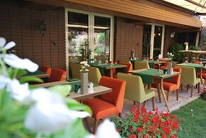 Arwen Premium Residence