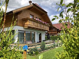 Sonnenchalets Mariapfarr