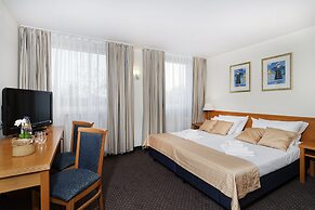 4 Żywioły Falenty Hotel & Conference Center