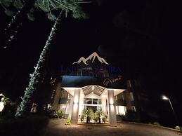 Laje de Pedra Mountain Village Prime