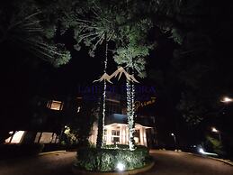 Laje de Pedra Mountain Village Prime