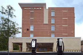 Hyatt Place Chapel Hill / Southern Village