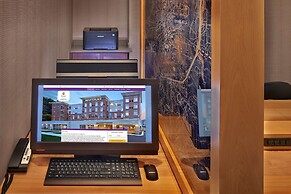 Hyatt Place Chapel Hill / Southern Village