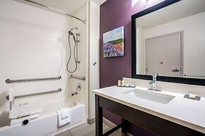 La Quinta Inn & Suites by Wyndham Houston Cypress