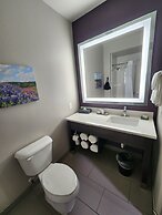 La Quinta Inn & Suites by Wyndham Houston Cypress