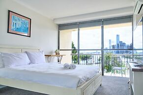 River Plaza Apartments