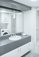 River Plaza Apartments