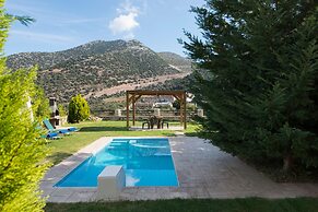 Armonia Villa by LeaderStay