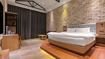 Schweizer Dorf Hotel