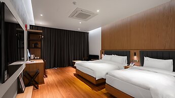 Schweizer Dorf Hotel