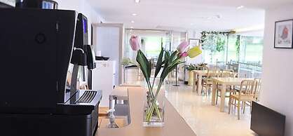 Rezion Tourist Hotel