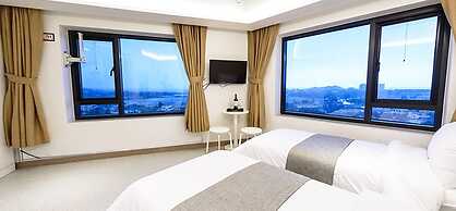 Rezion Tourist Hotel