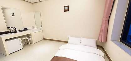 Rezion Tourist Hotel