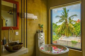 The Secret Corner Unique Residence