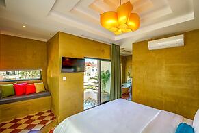 The Secret Corner Unique Residence