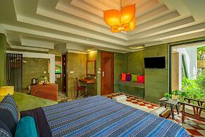 The Secret Corner Unique Residence