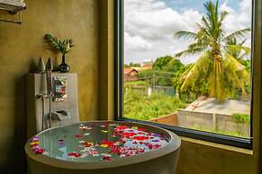 The Secret Corner Unique Residence