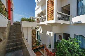 The Secret Corner Unique Residence