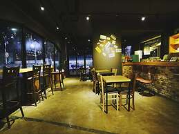 James Blue Guesthouse