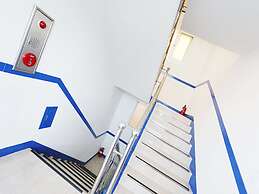 James Blue Guesthouse