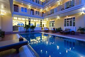 Grand Bayon Siem Reap Hotel