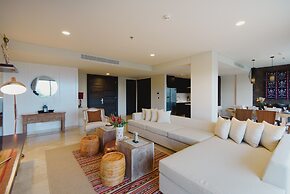 Luxury Apartment at AYANA Residences