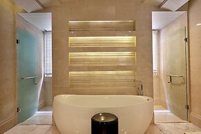 Luxury Apartment at AYANA Residences