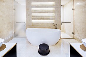 Luxury Apartment at AYANA Residences