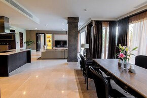 Luxury Apartment at AYANA Residences