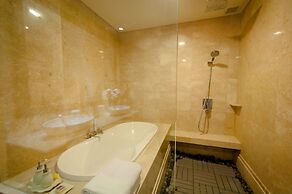 Luxury Apartment at AYANA Residences