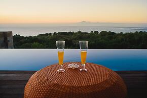 Luxury Apartment at AYANA Residences