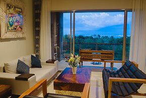 Luxury Apartment at AYANA Residences