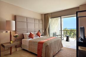 Luxury Apartment at AYANA Residences