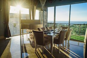 Luxury Apartment at AYANA Residences