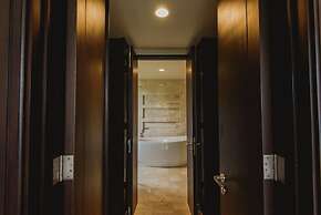 Luxury Apartment at AYANA Residences