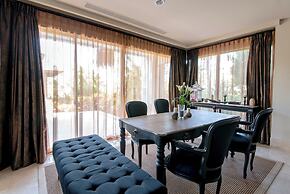 Luxury Apartment at AYANA Residences