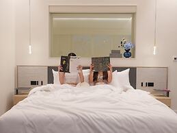 Veranda Pool Villas & Suite