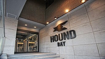 Bay Hound Hotel