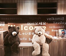 Cavemen Hostel Taipei Station Branch