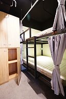 Cavemen Hostel Taipei Station Branch