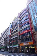 Cavemen Hostel Taipei Station Branch